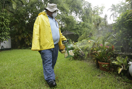 Bang Florida cũng khuyến cáo những phụ nữ sống trong khu vực bị ảnh hưởng bởi virus Zika đang có thai hoặc sắp có thai nên liên hệ với bác sĩ để được giúp đỡ.